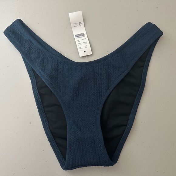 J.Crew Textured Curved-Waist Cheeky Bikini Swim Bottom Size XS Dark Blue - Picture 1 of 6